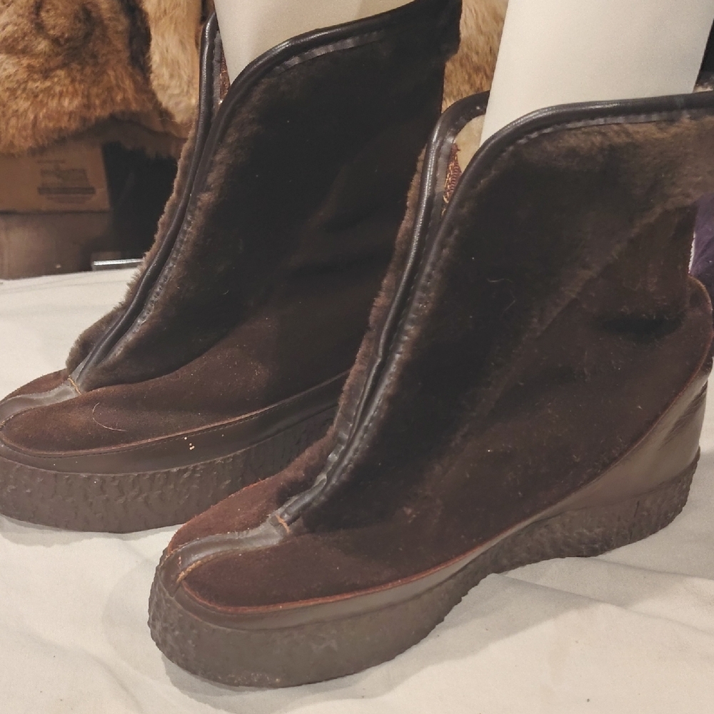 Vintage 1950s/60s Women's Winter Boots
